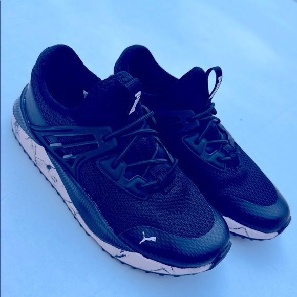 Puma girl shoes size 1 like new - Soft Foam Comfort - Picture 1 of 13